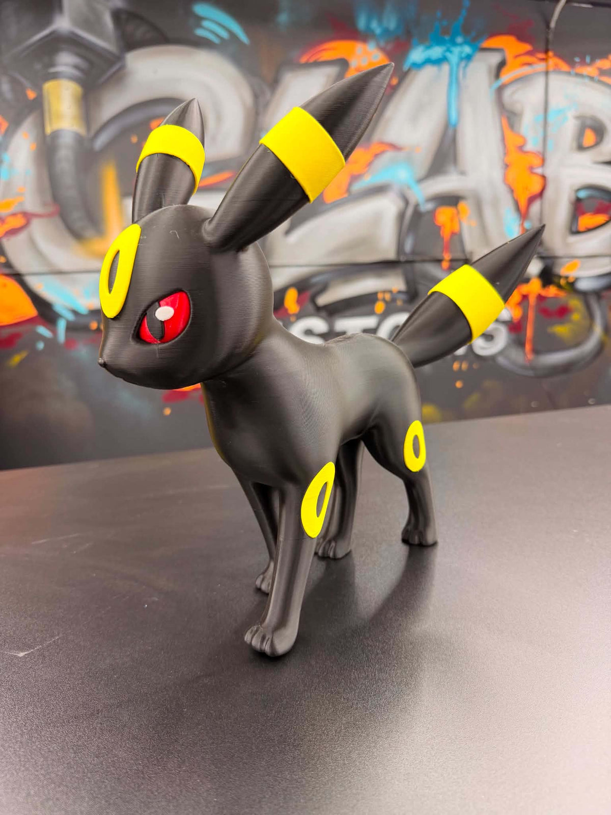 3D printed Umbreon display model